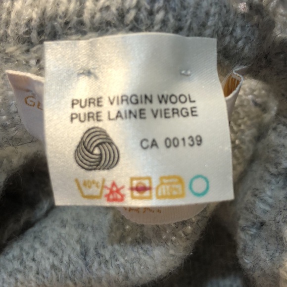 Vintage 100% Wool V Neck Unisex Sweater Glenayr Kitten Factory Lanark Ontario S - Picture 10 of 12